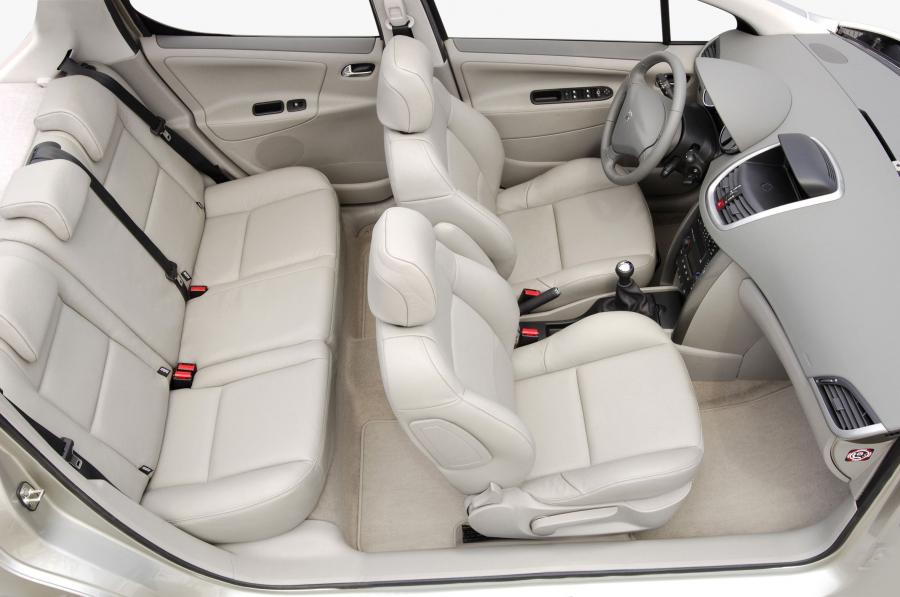  Peugeot 207 2006 года  (фото 99 из 180)